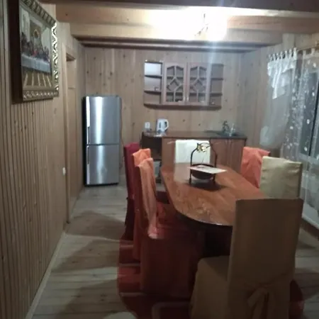 Приватна Садиба Стара Хата *